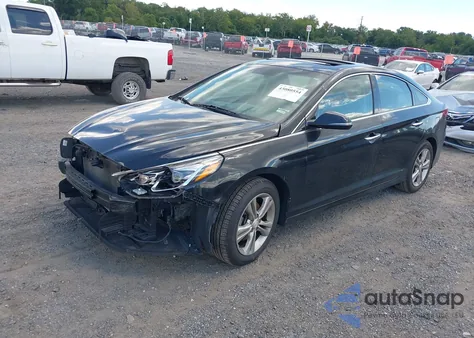 2018 Hyundai Sonata Limited z USA, uszkodzony, nr VIN 5NPE34AF2JH644207